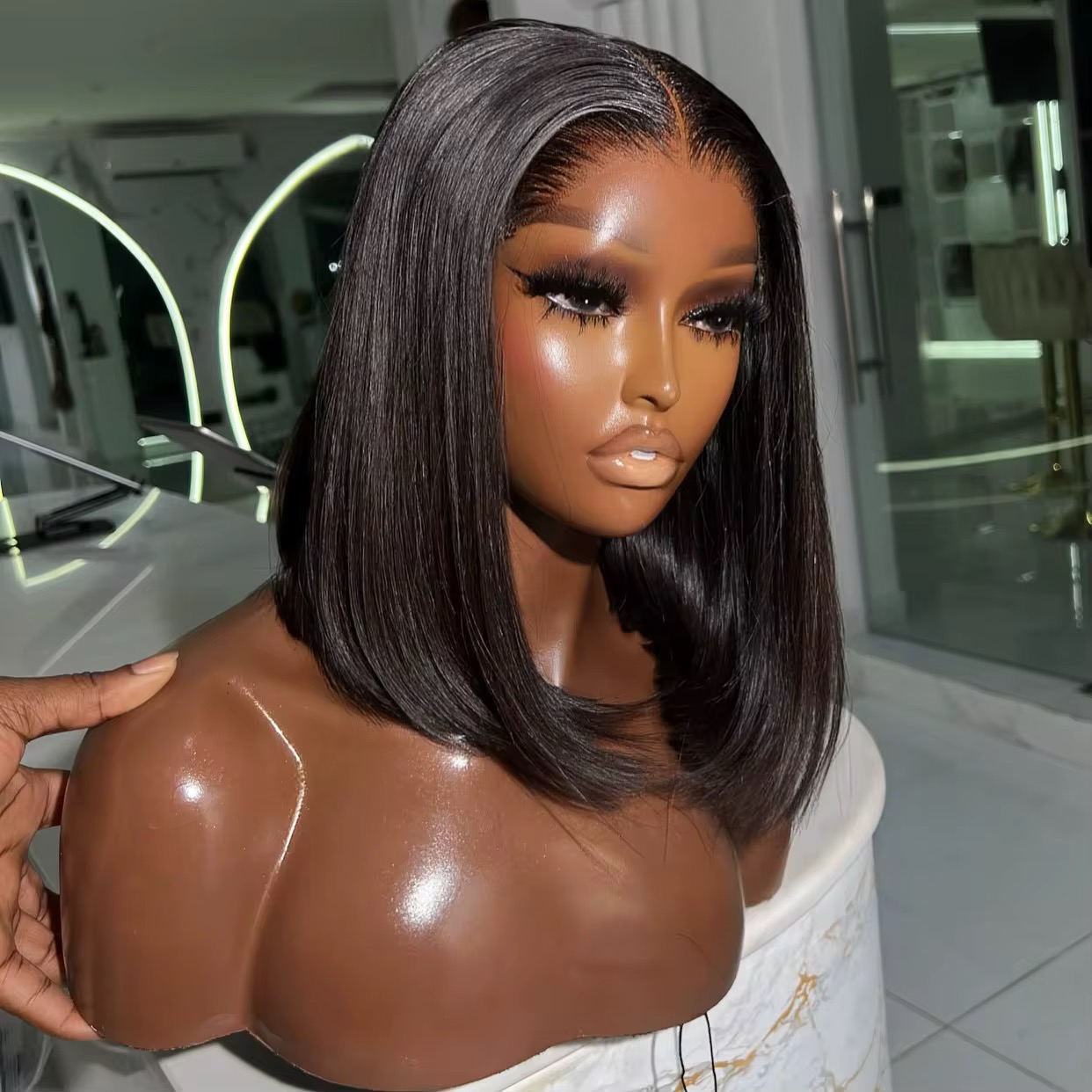 13x4 HD lace straight short bob wig in Natural Black