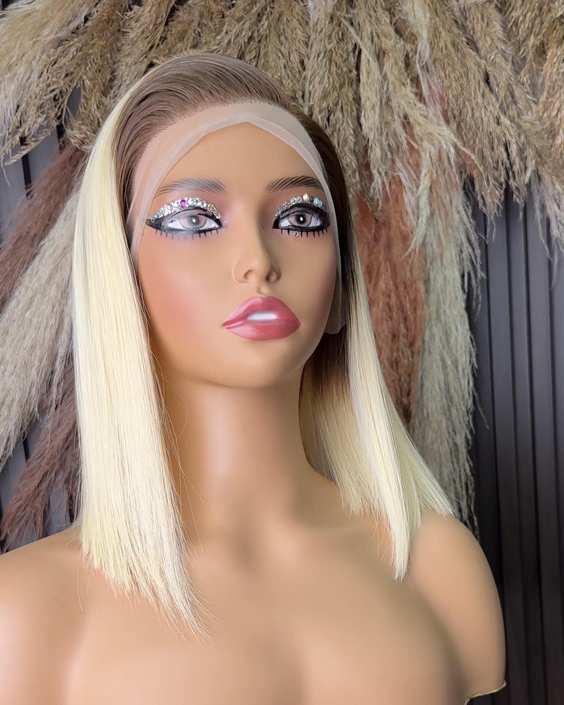 Wholesale Blonde 13x4 Brazilian Straight Lace Frontal Bob Wig 4/613 Blonde Human Hair Full Lace Front bob Wig