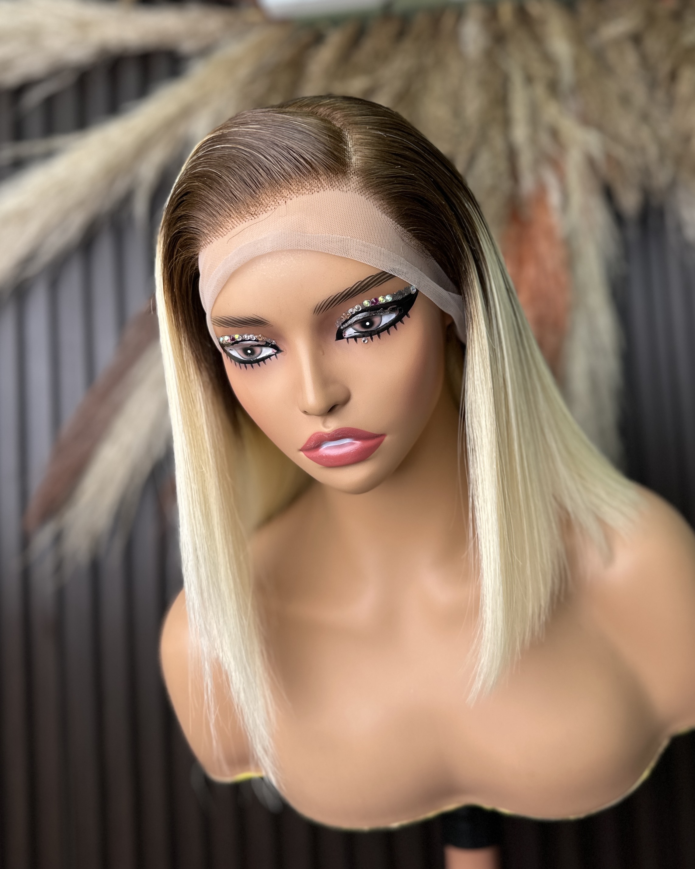 Wholesale Blonde 13x4 Brazilian Straight Lace Frontal Bob Wig 4/613 Blonde Human Hair Full Lace Front bob Wig