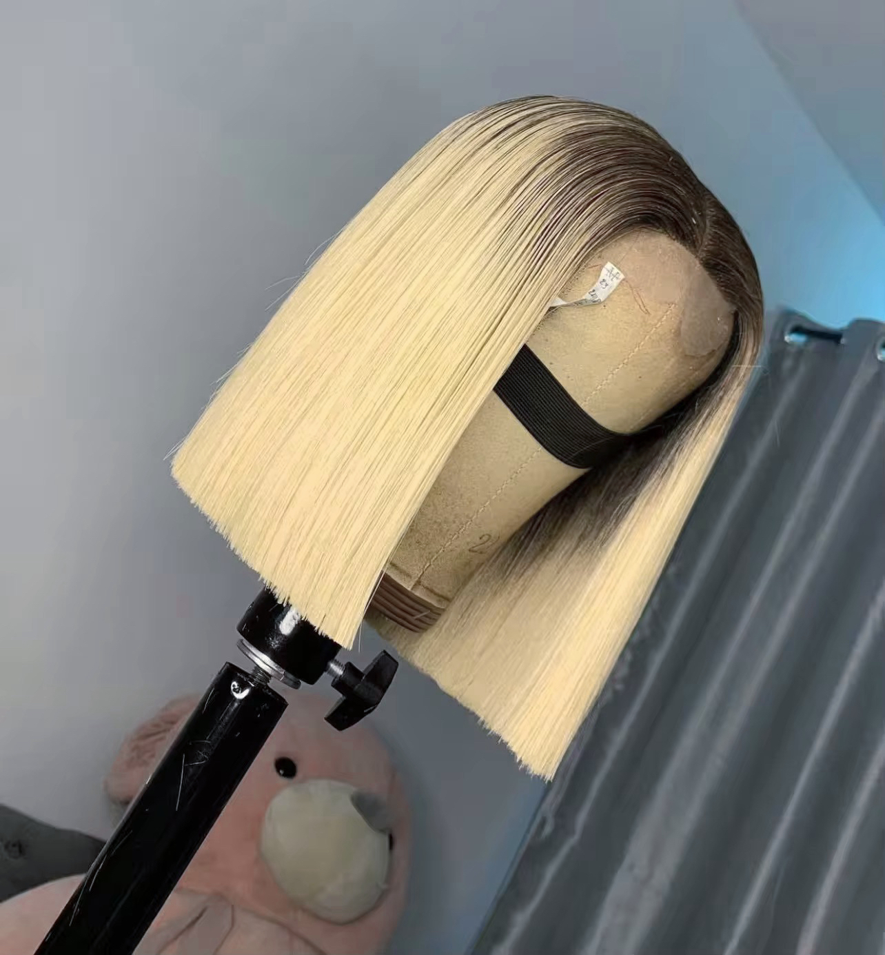 Wholesale Glueless Colors Bob Wigs 2x6 Lace Closure Wigs Human Hair Vietnamese Colors Bob Hair Silky Straight Human Hair Bob Wig