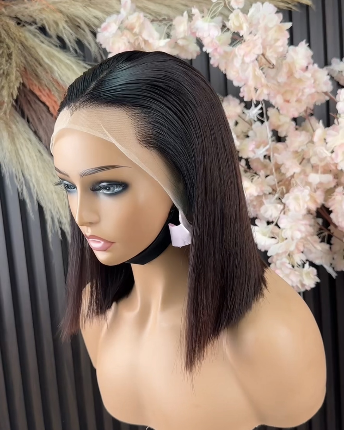 Wholesale 15A Vietnamese Color 1B/33 M Lagos Hairline 13x4 frontal Bob Wig Full Frontal 13x4 Virgin Hair Bob Wigs