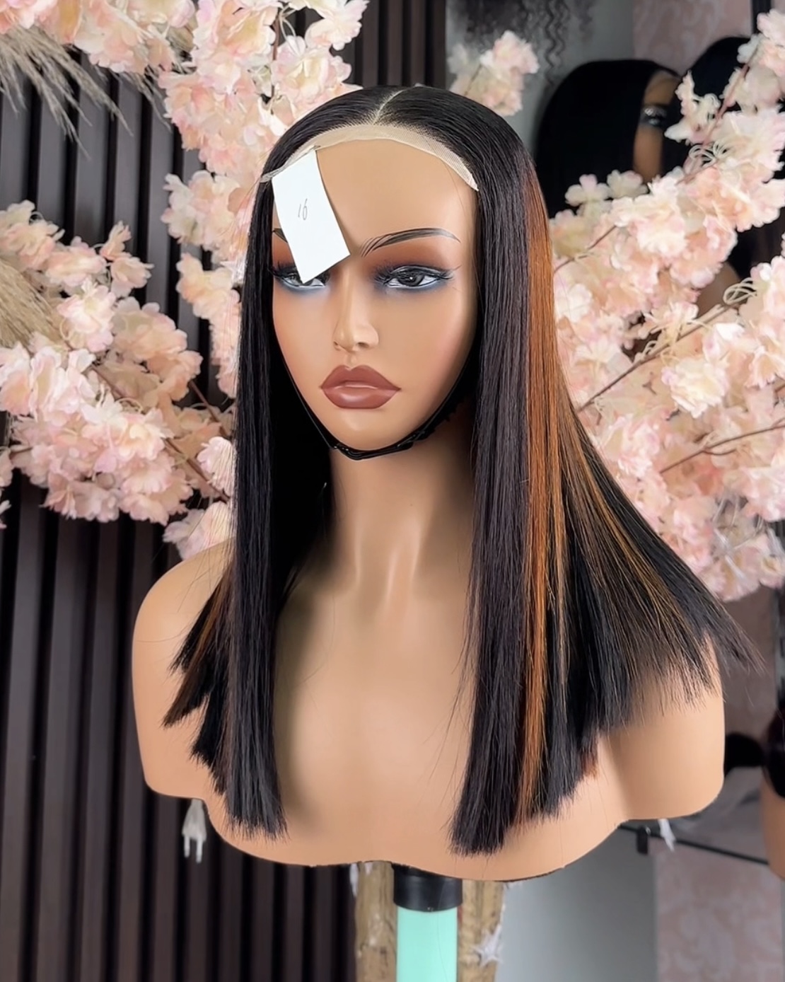 Wholesale P1b/4# 5x5 Glueless Bob Wigs Vietnamese Bob Wig Short Bob 16 INCH 